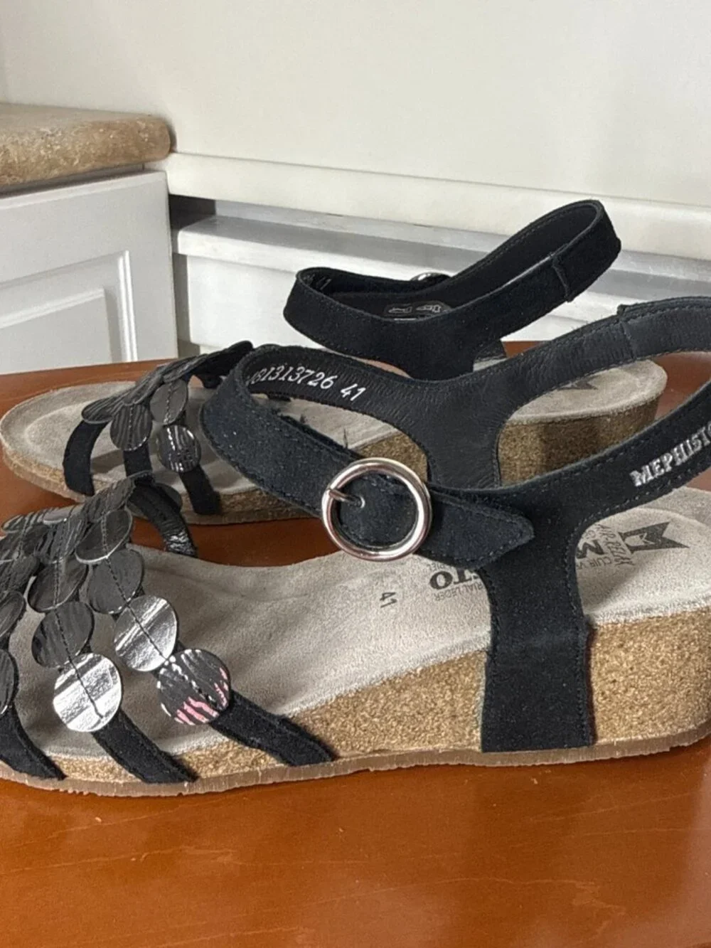 Mephisto Matilde Sandal Womens size 41/ 9.5-10 Black Wedge Heel Comfortable $279